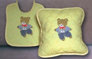 FHA 2105.A2530 Lätzchen Teddy Vorgez. 25x30 cm