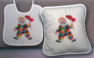 FHA 2108.A2530 Lätzchen Clown Vorgez. 25x30 cm